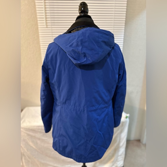 Andrew Marc 2 in 1 black and blue cute winter ski/snow coat - Picture 13 of 16